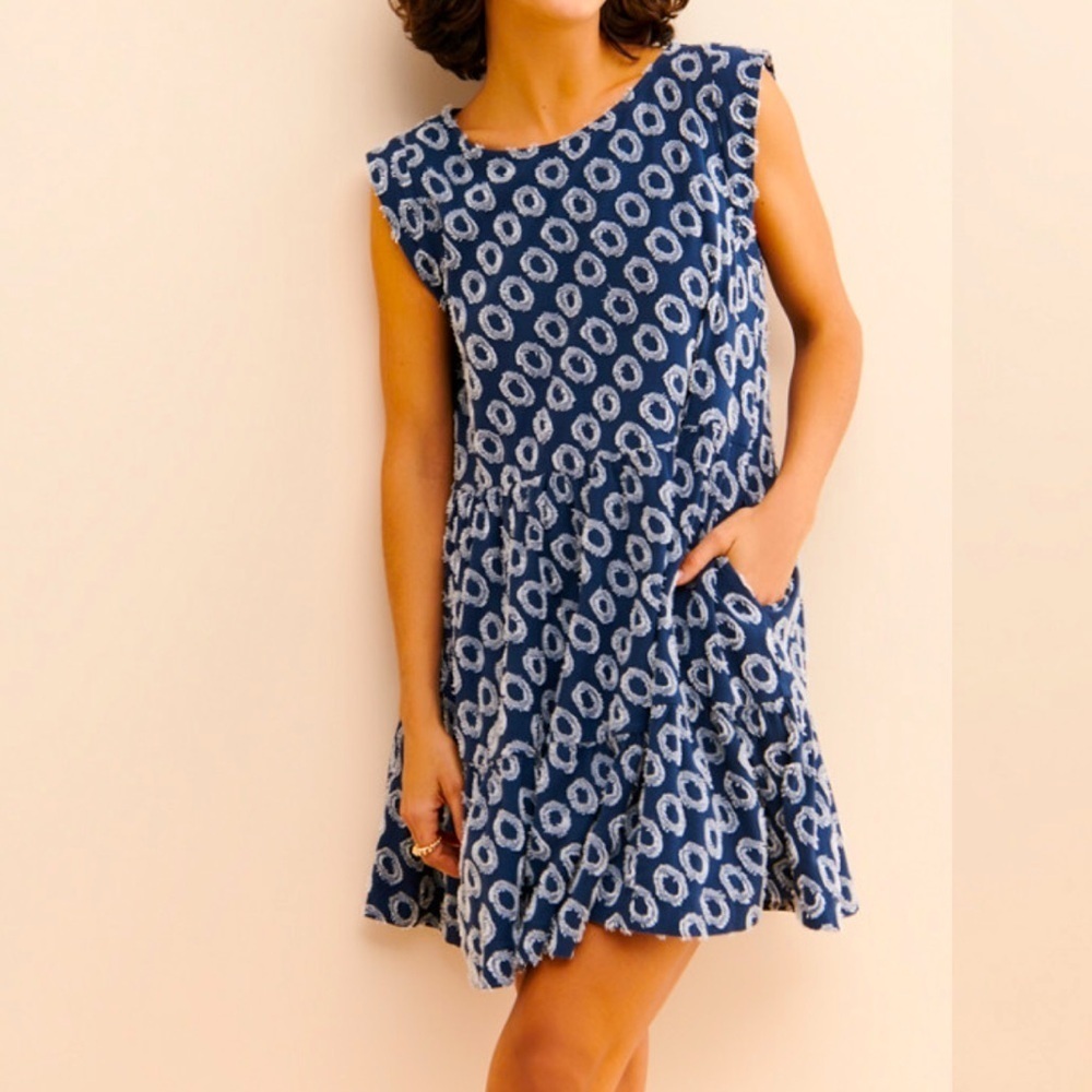 Anthropologie Maeve Lisanne Textured Tunic
Dress, blue & white,size small
